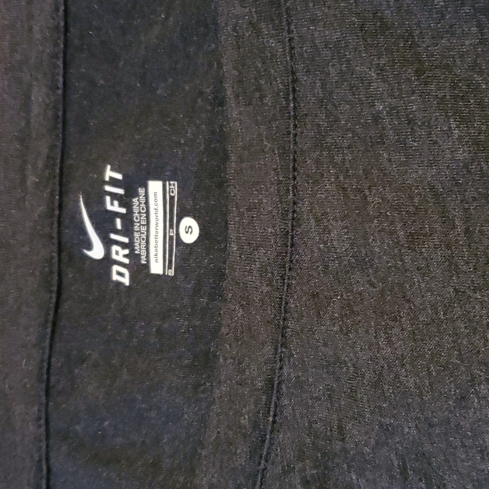 NIKE DRI FIT LONG T SZ S